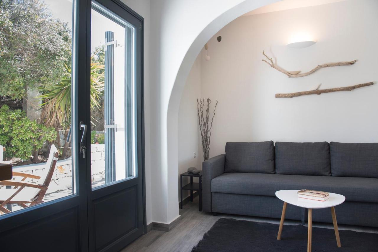 White New 1Bd House With Private Jacuzzi In Isterni Villa Isterni  Exterior photo